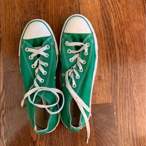 Green Converse Chuck Taylor’s Men’s 8 Women’s 10